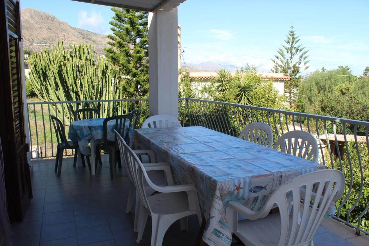 Blunda Holiday Home Кастеламаре дел Голфо Екстериор снимка