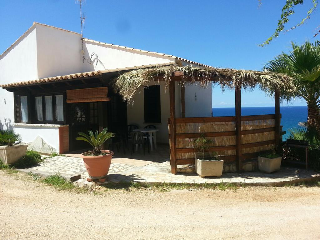 Blunda Holiday Home Кастеламаре дел Голфо Екстериор снимка